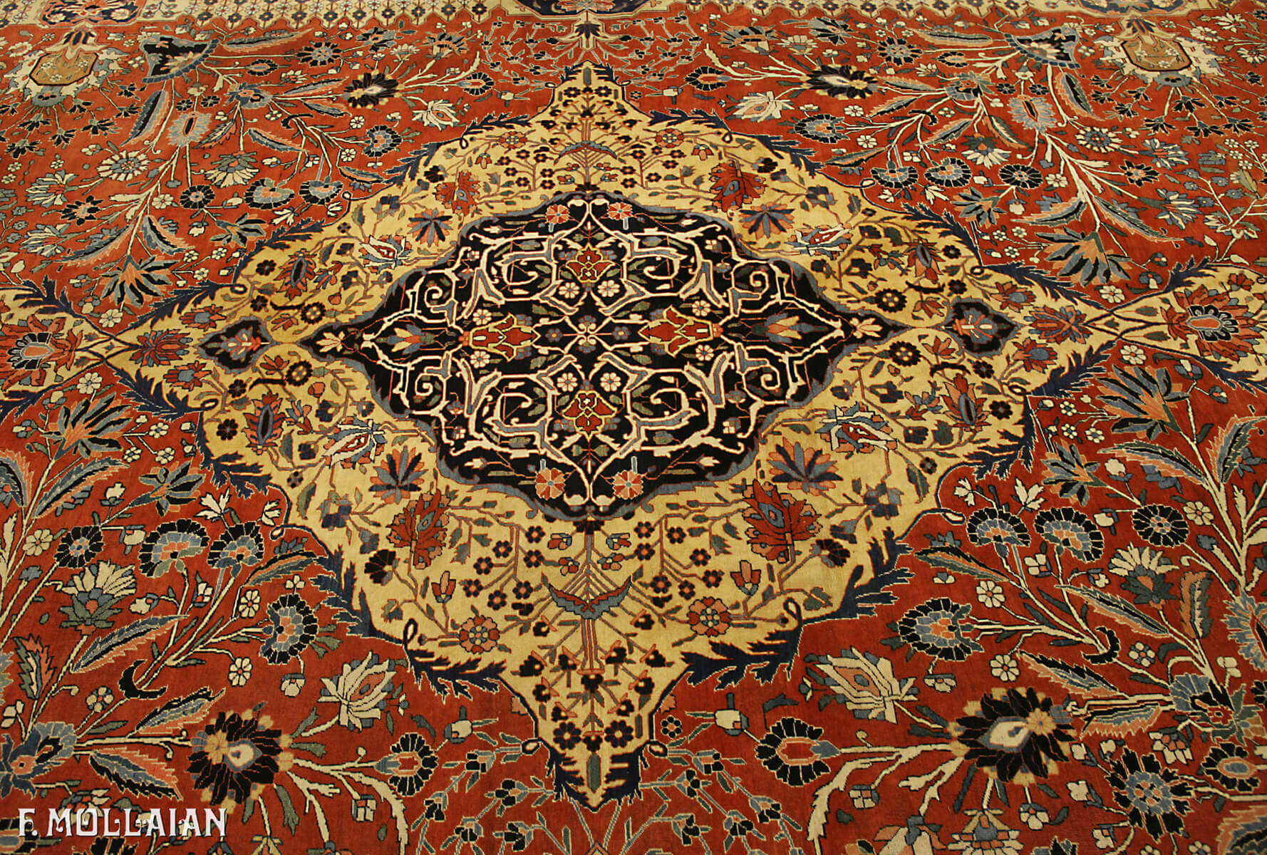 Antique Persian Kashan Mohtasham Carpet n°:36868895
